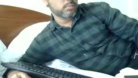 luckyfinalone online show from 11-12-25, 03:56