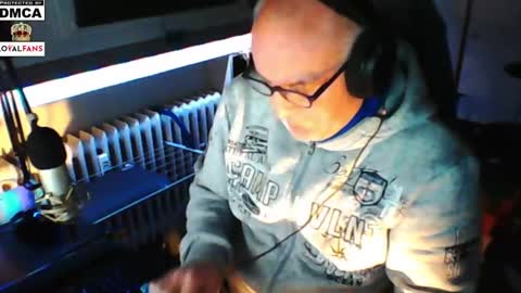        call me  Stefan online show from 12-30-24, 04:29