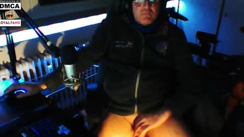        call me  Stefan online show from 02-08-25, 11:24