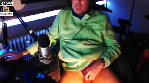        call me  Stefan online show from 02-23-25, 06:01