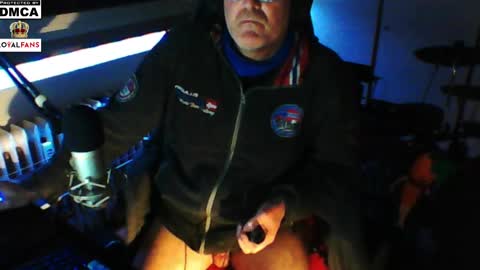        call me  Stefan online show from 03-02-25, 02:08