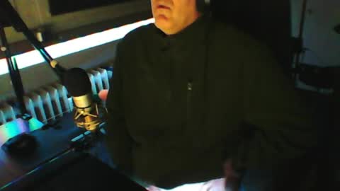 Snapshot of luckyfreak1 chatting on 05-02-26, 11:10 call me Stefan online show from 05-02-26, 11:10
