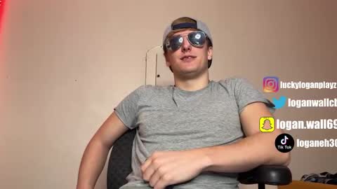 Logan Wall online show from 01-25-25, 04:03