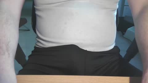 Snapshot of luckyluuk69 chatting on 01-02-25, 08:06 Luuk online show from 01-02-25, 08:06