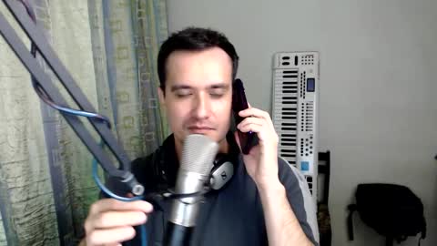 Snapshot of luckyman10000000 chatting on 10-15-25, 08:14 luckyman10000000 online show from 10-15-25, 08:14