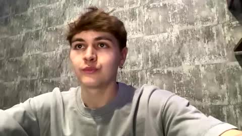 Ricky online show from 10-25-25, 04:35