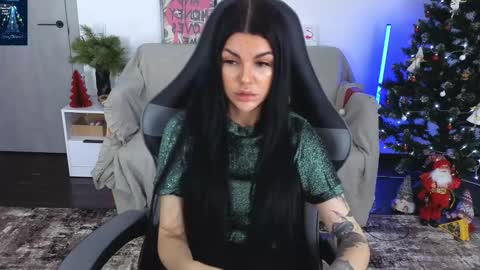 Monika online show from 12-19-25, 09:05