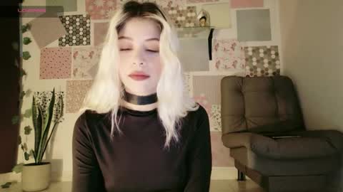 Snapshot of luckysapphire777 chatting on 06-08-26, 12:38 luckysapphire777 online show from 06-08-26, 12:38