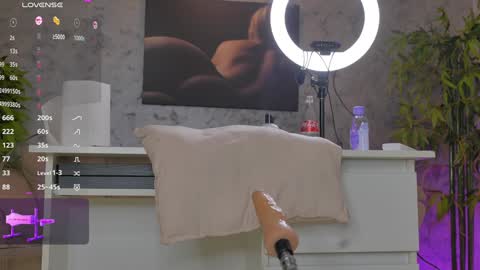 Alice online show from 01-26-25, 02:24