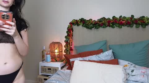 Lucy online show from 02-02-25, 09:13