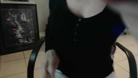 lucy_0000 online show from 04-20-26, 02:14