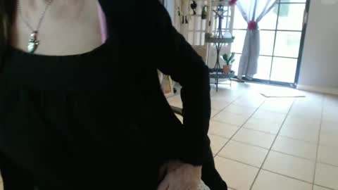 Snapshot of lucy_0000 chatting on 05-31-26, 10:00 lucy_0000 online show from 05-31-26, 10:00