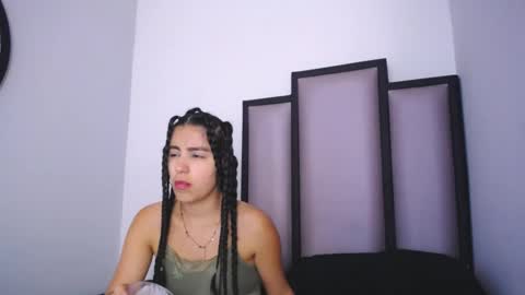 Snapshot of lucy__23 chatting on 11-21-25, 05:50 online show from 11-21-25, 05:50