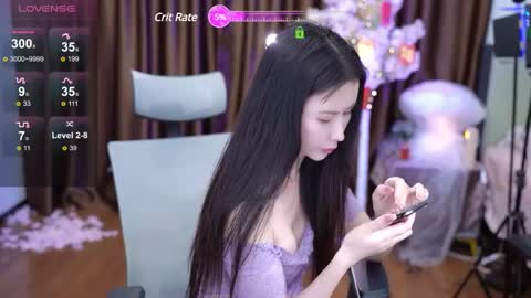 Snapshot of lucy__bb chatting on 02-02-25, 01:19 Lucy online show from 02-02-25, 01:19