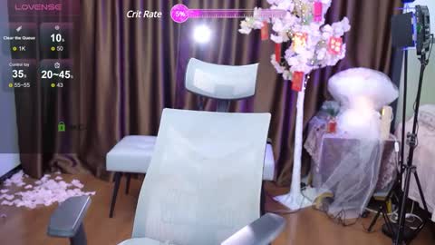 Snapshot of lucy__bb chatting on 02-03-25, 01:41 Lucy online show from 02-03-25, 01:41