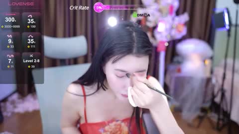 Snapshot of lucy__bb chatting on 02-06-25, 01:49 Lucy online show from 02-06-25, 01:49
