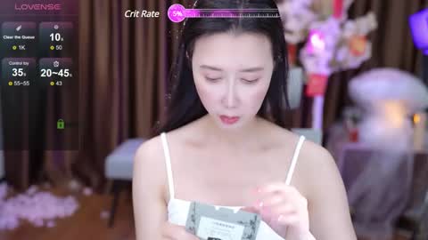Snapshot of lucy__bb chatting on 02-20-25, 12:15 Lucy online show from 02-20-25, 12:15