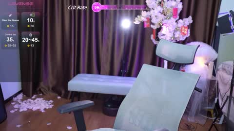 Snapshot of lucy__bb chatting on 03-05-25, 01:42 Lucy online show from 03-05-25, 01:42