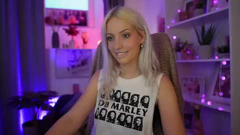 Cutie Lucy online show from 07-22-26, 06:11