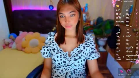 Snapshot of lucy_gray29 chatting on 10-29-25, 10:50 Lucy online show from 10-29-25, 10:50