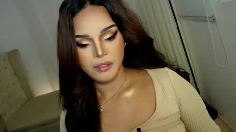    MONA    online show from 02-18-25, 12:04