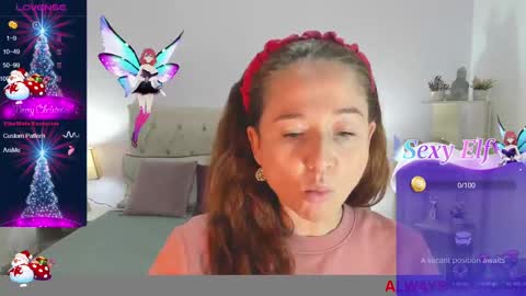 Snapshot of lucy_hot77 chatting on 12-26-24, 09:37 Lucia online show from 12-26-24, 09:37