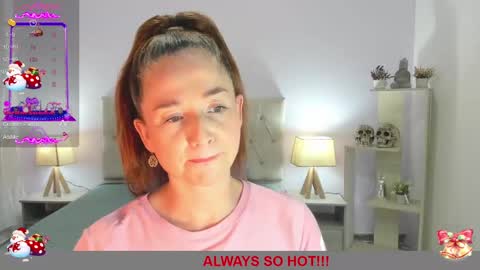 Snapshot of lucy_hot77 chatting on 01-16-25, 09:08 Lucia online show from 01-16-25, 09:08