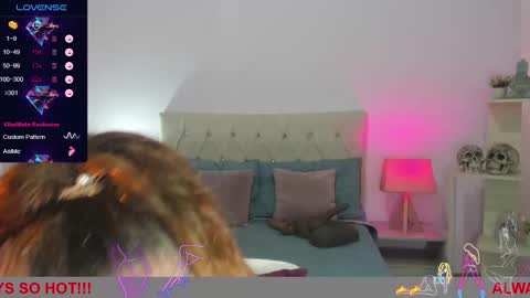 Snapshot of lucy_hot77 chatting on 02-23-25, 09:48 Lucia online show from 02-23-25, 09:48