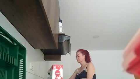 Snapshot of lucy_hot77 chatting on 09-12-25, 02:28 Lucia online show from 09-12-25, 02:28