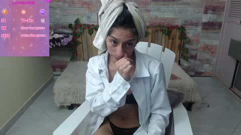 Luciana online show from 01-05-25, 03:00