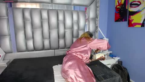  SleepyAbuela online show from 09-16-25, 02:07