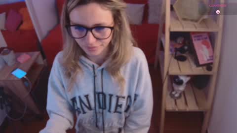 lucy online show from 01-28-25, 03:04