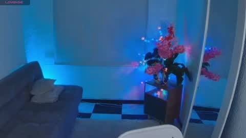 Snapshot of lucy_priincess chatting on 06-21-26, 03:42 lucy online show from 06-21-26, 03:42