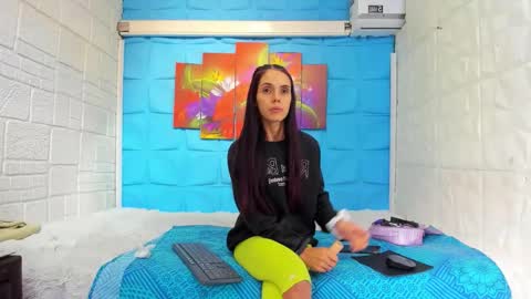 Lucy unlimit come back here  online show from 02-16-26, 01:40