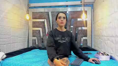 Lucy unlimit come back here  online show from 03-18-26, 02:15