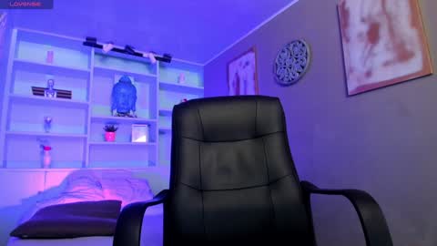 Lucy  online show from 02-07-25, 07:38