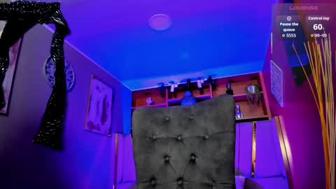 Lucy  online show from 11-21-25, 11:53