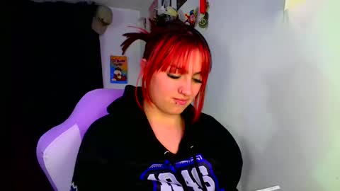 LUCIA  online show from 02-21-25, 05:02