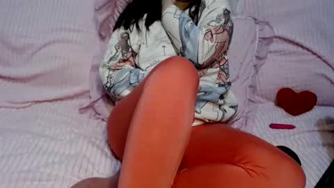 LucyGoldS online show from 01-28-25, 09:19