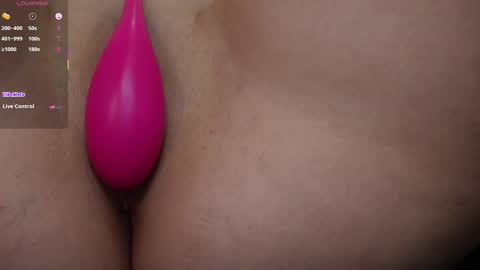 lucykitty_ online show from 12-13-25, 07:53