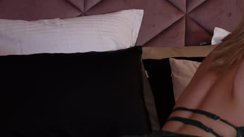 Lucy Lexton online show from 03-06-25, 02:18