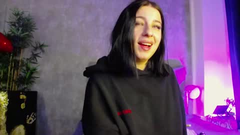 Snapshot of lucyrayy chatting on 02-25-26, 08:07 lucyrayy online show from 02-25-26, 08:07