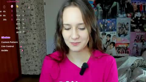 Snapshot of lucyrose33 chatting on 10-20-25, 01:33 Lucy Rose online show from 10-20-25, 01:33