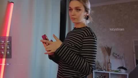 Lucy online show from 09-14-25, 04:39