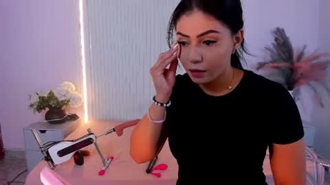 Snapshot of lucywild8 chatting on 06-18-26, 06:45 Lucy Wold online show from 06-18-26, 06:45
