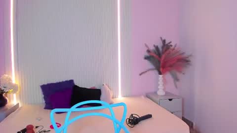 Snapshot of lucywild8 chatting on 07-27-26, 07:43 Lucy Wold online show from 07-27-26, 07:43