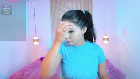 Snapshot of lucywild8 chatting on 08-01-26, 10:30 Lucy Wold online show from 08-01-26, 10:30