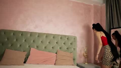 Snapshot of lucywilow chatting on 06-18-26, 04:35 LucyWillow online show from 06-18-26, 04:35