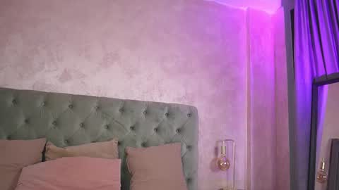 Snapshot of lucywilow chatting on 07-17-26, 04:41 LucyWillow online show from 07-17-26, 04:41