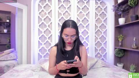 Lucy Liiu online show from 01-20-25, 07:04